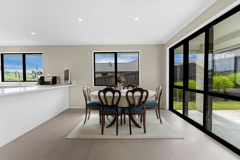 Photo of property in 135 Harriet Johnston Drive, Pokeno, 2402