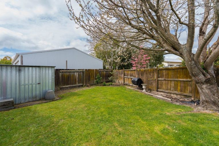 Photo of property in 8 Chelmarsh Place, Highbury, Palmerston North, 4412