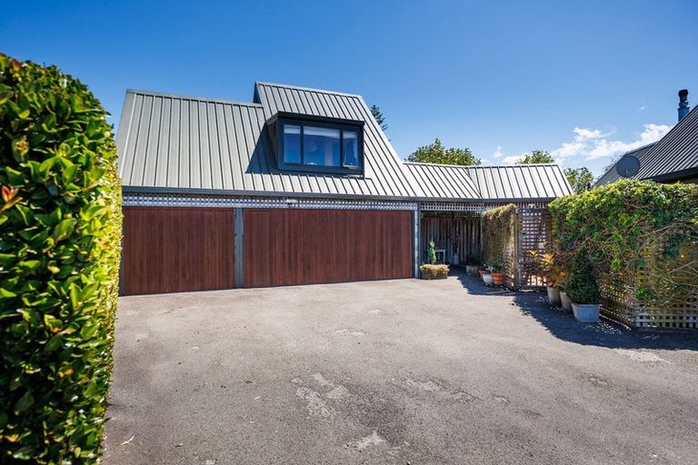 Photo of property in 20 Halcombe Road, Feilding, 4702