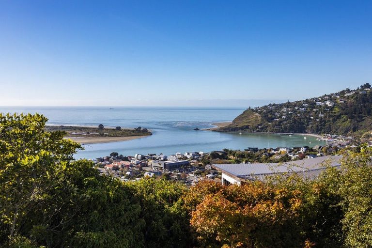 Photo of property in 6 Glendevere Terrace, Redcliffs, Christchurch, 8081