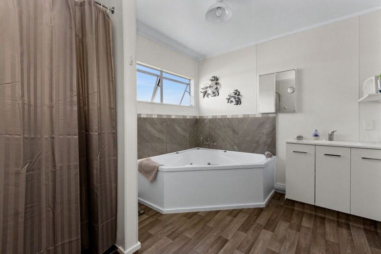 Photo of property in 29-31 Kingsley Drive, Flaxmere, Hastings, 4120