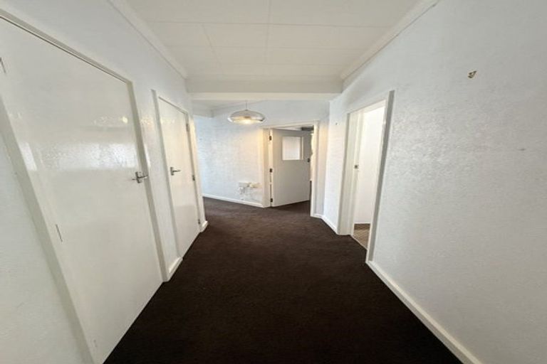 Photo of property in Wharenui Apartments, 274 Oriental Parade, Oriental Bay, Wellington, 6011