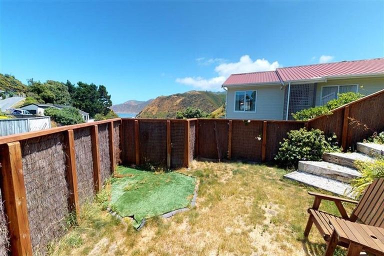 Photo of property in 5 Dennis Way, Island Bay, Wellington, 6023