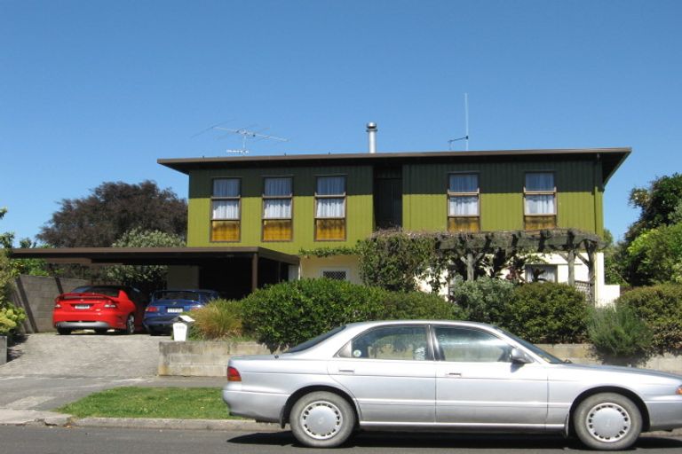 Photo of property in 390 Aberdeen Road, Gisborne, 4010