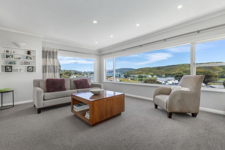 Photo of property in 68a Mana Esplanade, Paremata, Porirua, 5026