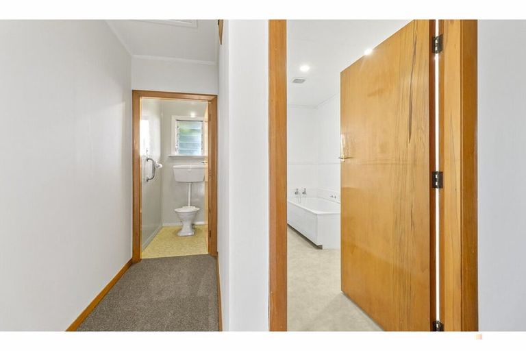 Photo of property in 2 Grace Street, Waimate, 7924