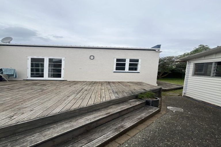 Photo of property in 3 Anderson Grove, Epuni, Lower Hutt, 5011