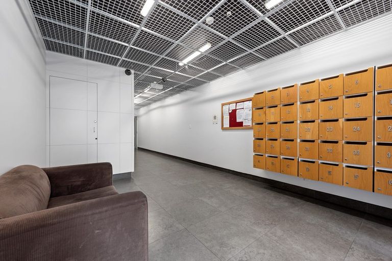 Photo of property in Hume House, 13/152u The Terrace, Wellington Central, Wellington, 6011