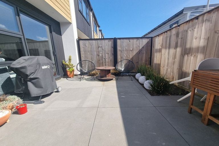 Photo of property in 5/489 Riverside Drive, Fairfield, Lower Hutt, 5011