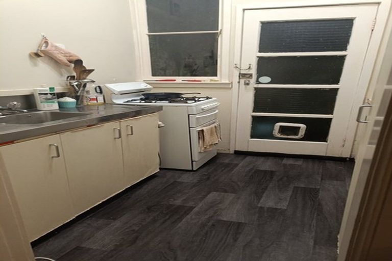 Photo of property in 3/106 Glenmore Street, Northland, Wellington, 6012