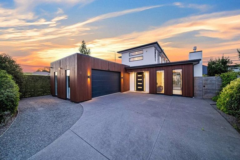 Photo of property in 1 Hinterland Drive, Prebbleton, 7604