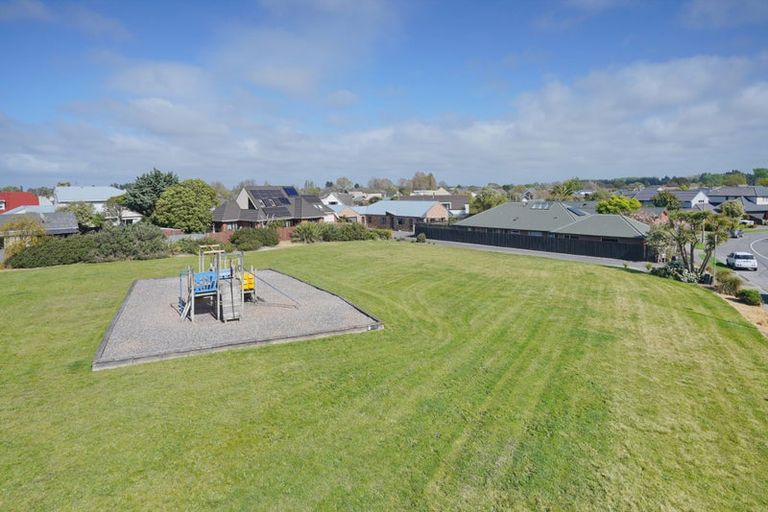 Photo of property in 29 Stillwater Avenue, Burwood, Christchurch, 8083