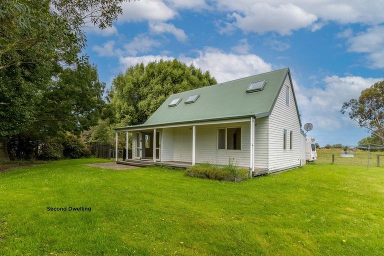 Photo of property in 97 Northbrook Road, Rangiora, 7400
