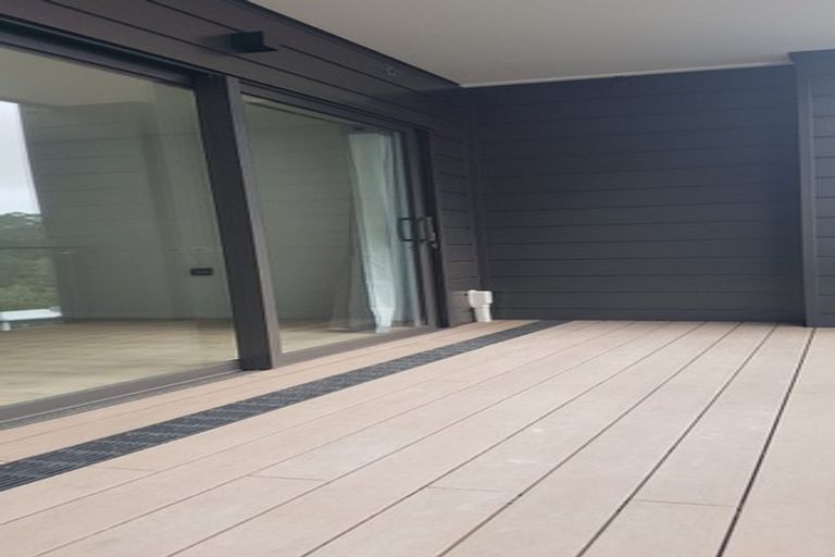Photo of property in 44 Compton Street, Hillcrest, Auckland, 0627