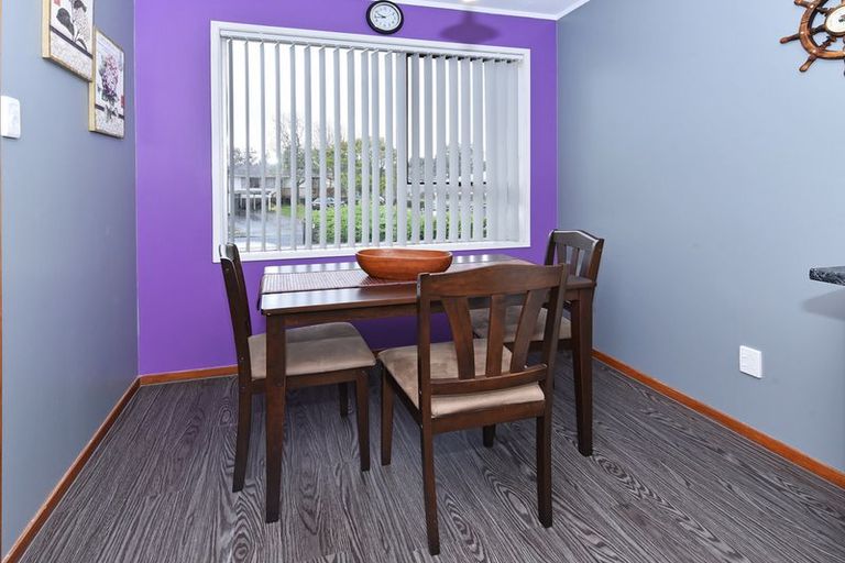 Photo of property in 4 Carter Place, Manurewa, Auckland, 2102