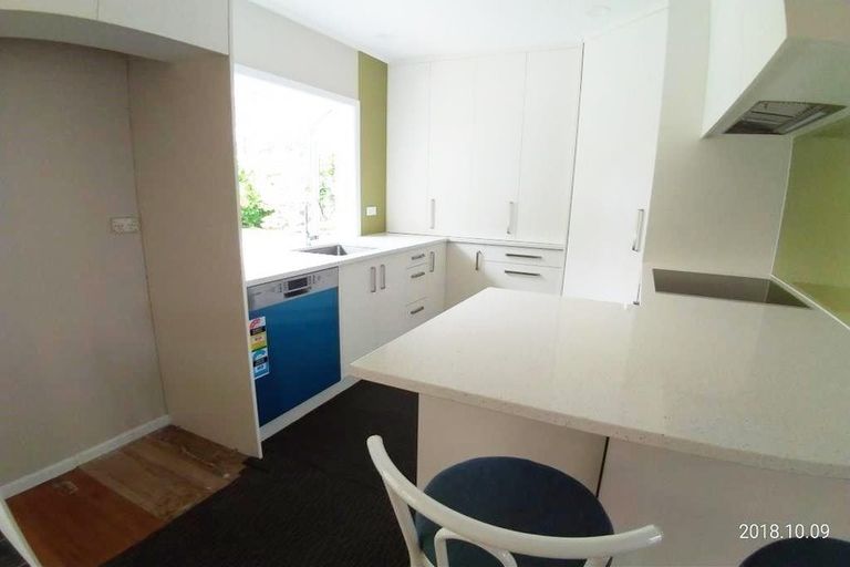 Photo of property in 3 Roband Avenue, Glenfield, Auckland, 0629