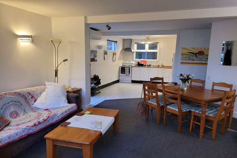 Photo of property in Parkland Flats, 18/51u Adams Terrace, Kelburn, Wellington, 6021