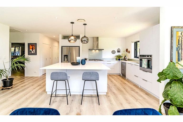 Photo of property in 15 Mandeno Drive, Kerikeri, 0230