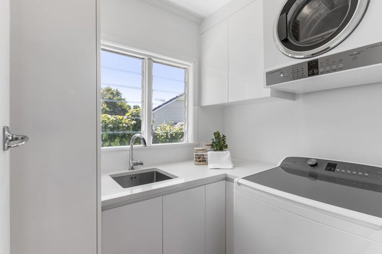 Photo of property in 30 Saint Leonards Road, Devonport, Auckland, 0624