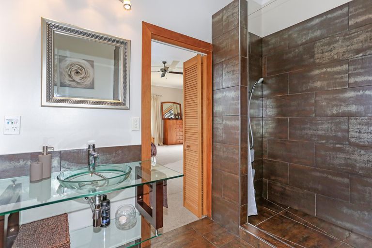 Photo of property in 221 Dominion Road, Tuakau, 2121