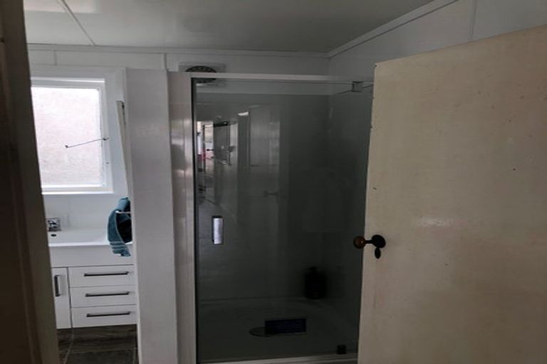 Photo of property in 115 Glenmore Street, Kelburn, Wellington, 6012