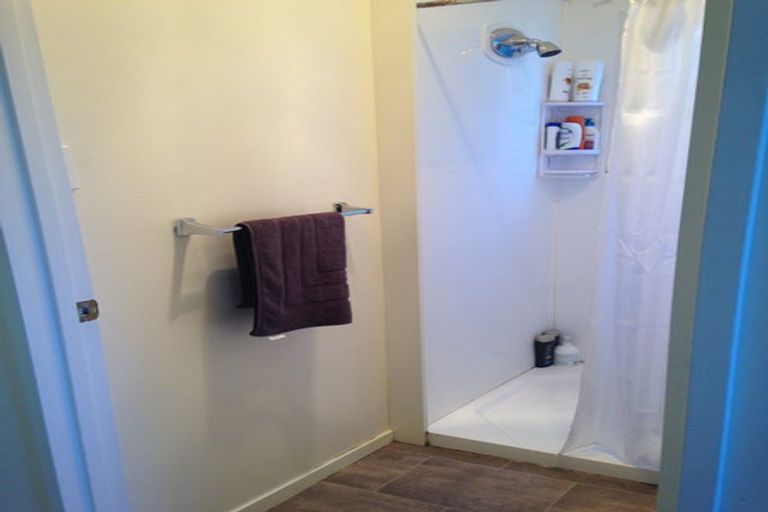 Photo of property in 4/56 Youngs Road, Papakura, 2110