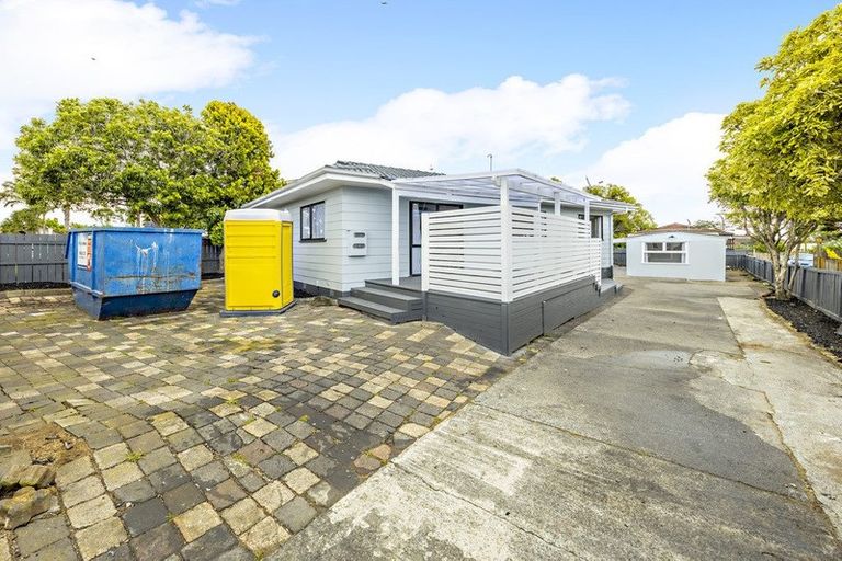 Photo of property in 133 Finlayson Avenue, Clendon Park, Auckland, 2103