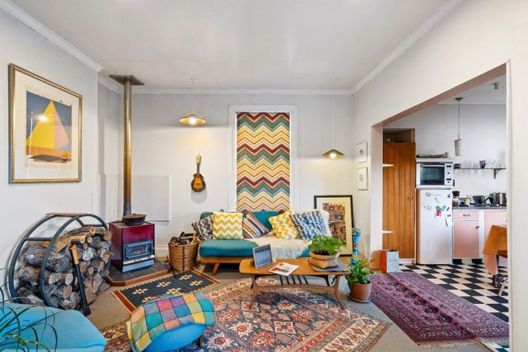 Photo of property in 145 Wellesley Road, Napier South, Napier, 4110