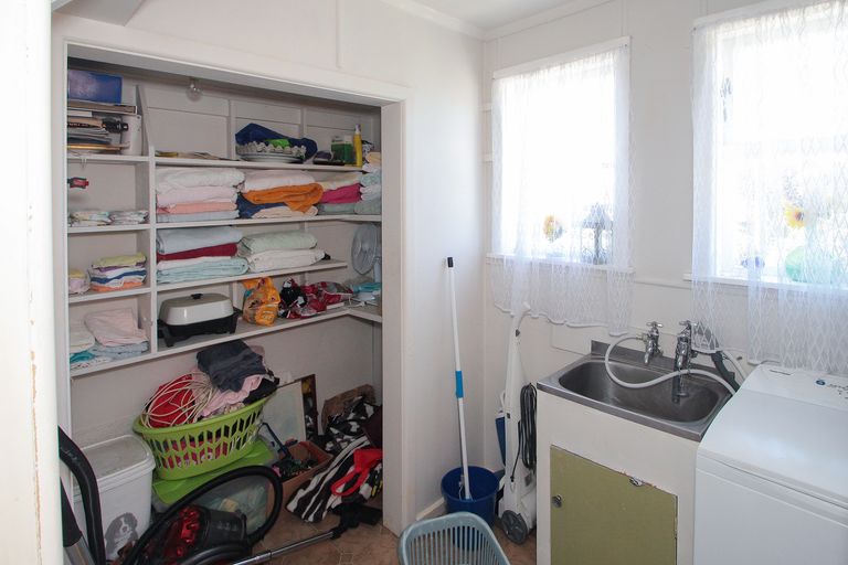 Photo of property in 4 Robertson Street, Oamaru North, Oamaru, 9400