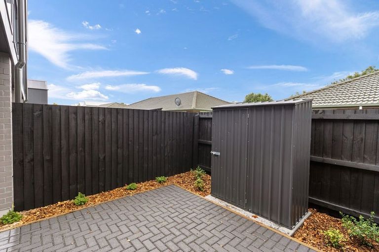 Photo of property in 1/7 Grove Road, Papakura, 2110