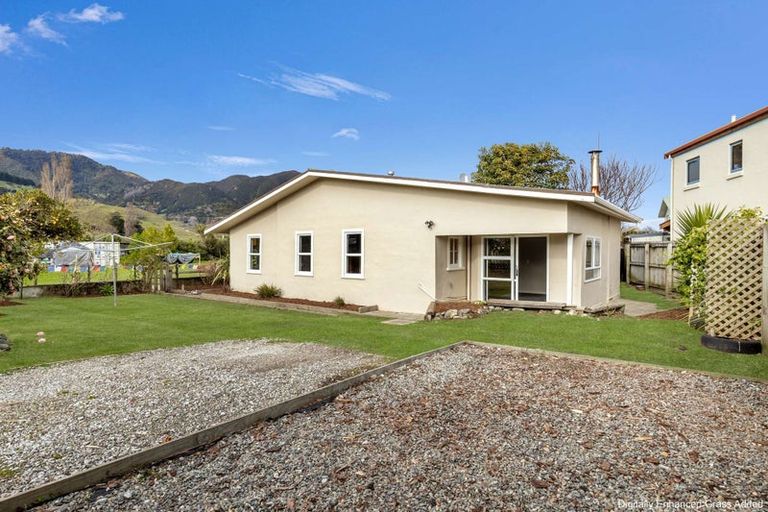 Photo of property in 5 Selwyn Street, Pohara, Takaka, 7183