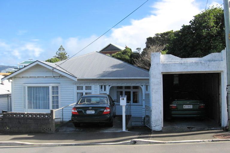 Photo of property in 90 Overtoun Terrace, Hataitai, Wellington, 6021