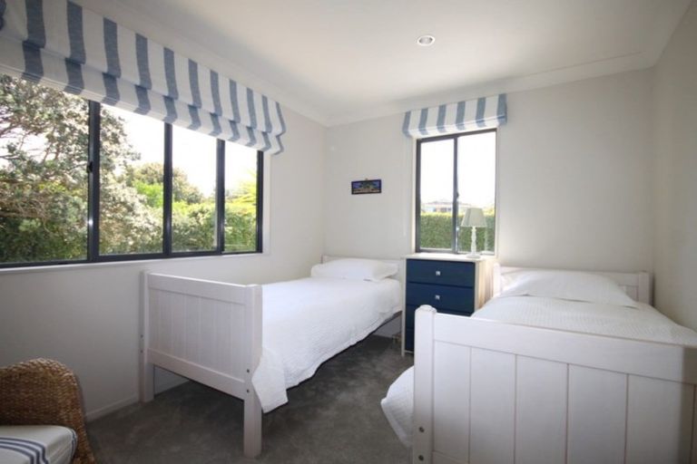 Photo of property in 19 Pitkethley Circle, Pauanui, Hikuai, 3579