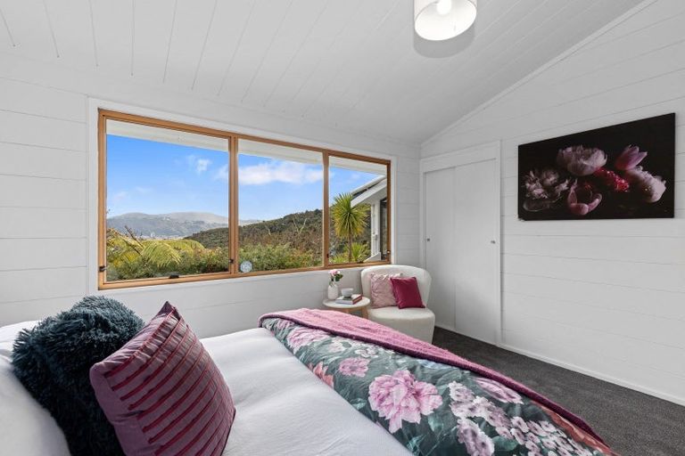 Photo of property in 10 Kerkwall Drive, Naenae, Lower Hutt, 5011