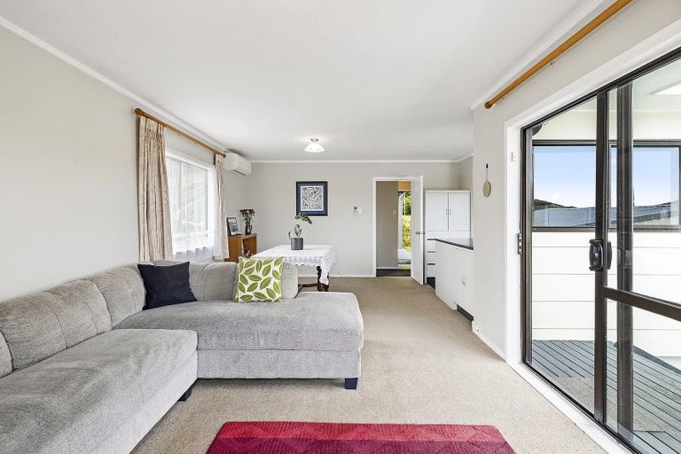 Photo of property in 129 Jamaica Drive, Grenada North, Wellington, 5028