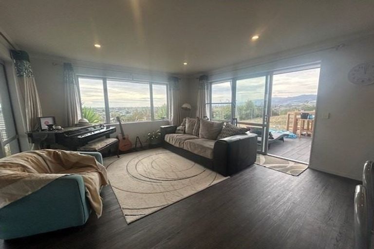 Photo of property in 15 Katania Heights, Brightwater, 7022