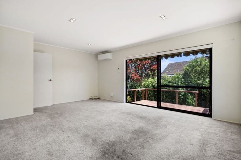 Photo of property in 2/79 Aberfeldy Avenue, Highland Park, Auckland, 2010
