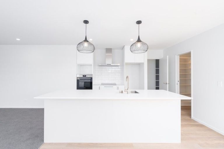 Photo of property in 16 Maple Lane, Huapai, Kumeu, 0810