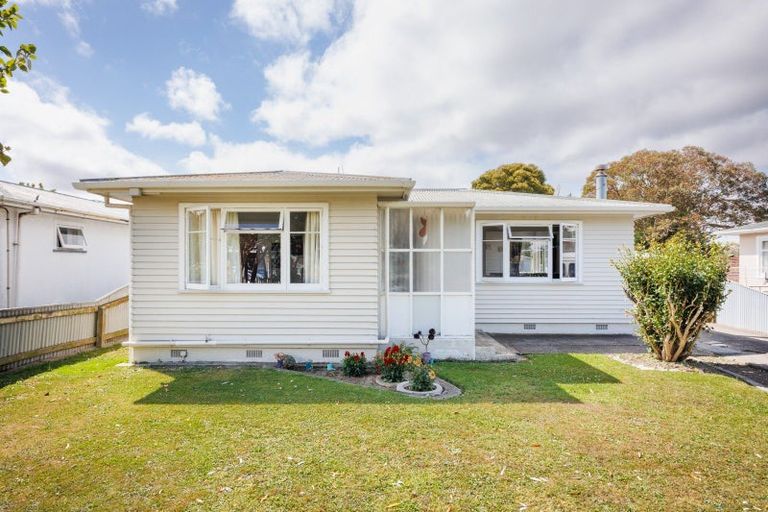 Photo of property in 108 Highbury Avenue, Highbury, Palmerston North, 4412