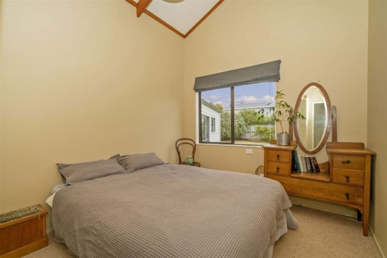 Photo of property in 10 Joan Gaskell Drive, Whitianga, 3510