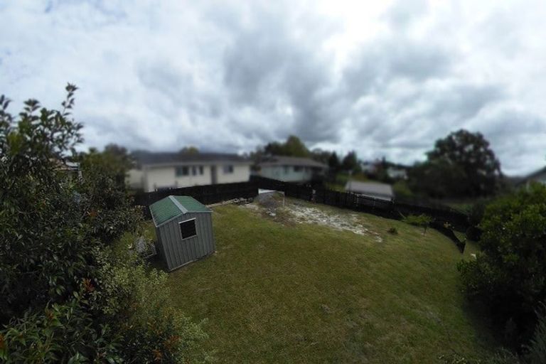 Photo of property in 17a Glucina Place, Glen Eden, Auckland, 0602