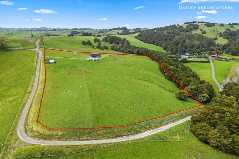 Photo of property in 27 Kaitara Lane, Kaiwaka, 0573