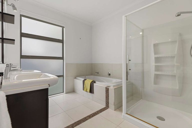 Photo of property in 183 Taylor Street, Cambridge, 3434