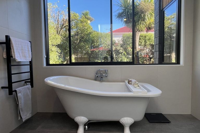 Photo of property in 125 Bristol Street, St Albans, Christchurch, 8014
