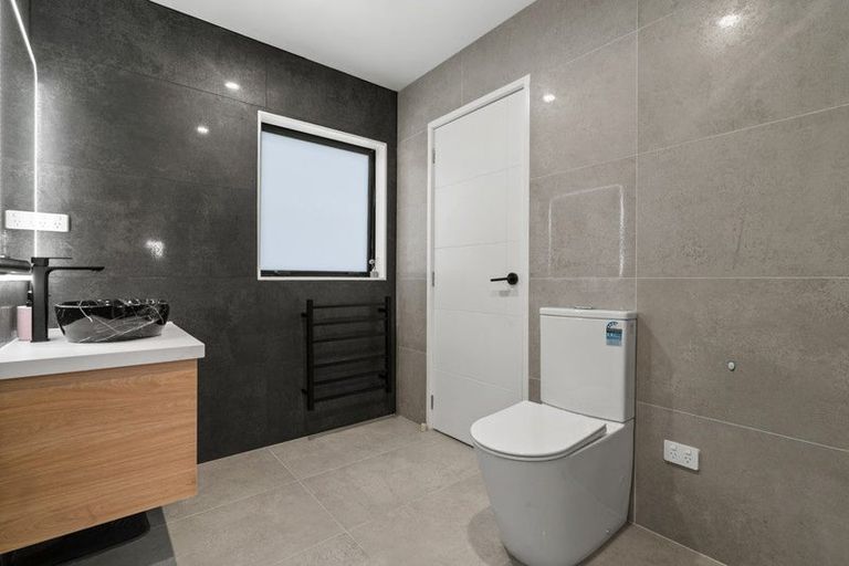 Photo of property in 15 Tomlinson Street, Hillpark, Auckland, 2102