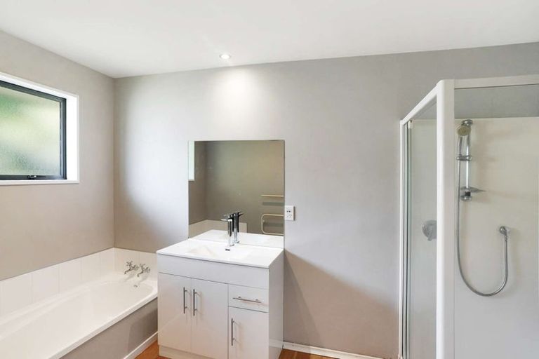 Photo of property in 5a Gilbert Close, Rolleston, 7614