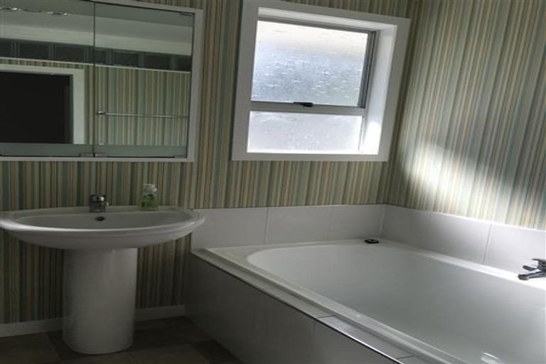 Photo of property in 9 Korau Road, Tikipunga, Whangarei, 0112