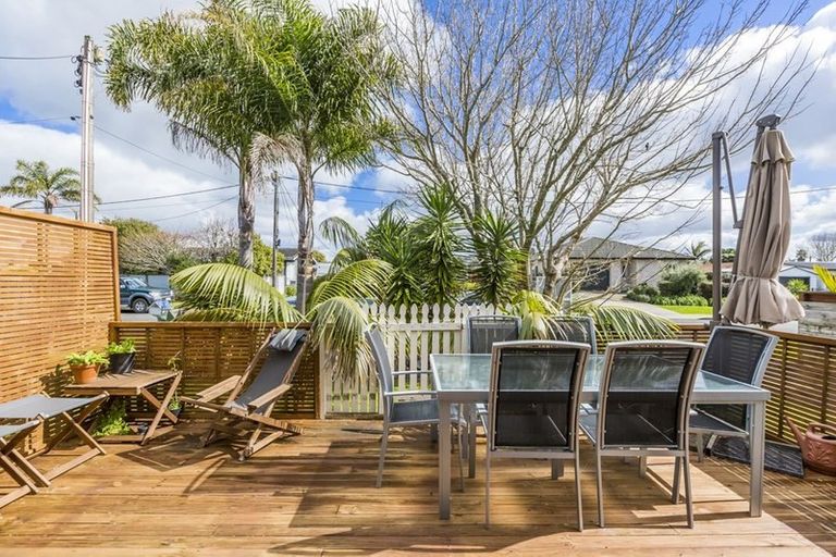 Photo of property in 5a Melanie Place, Orewa, 0931
