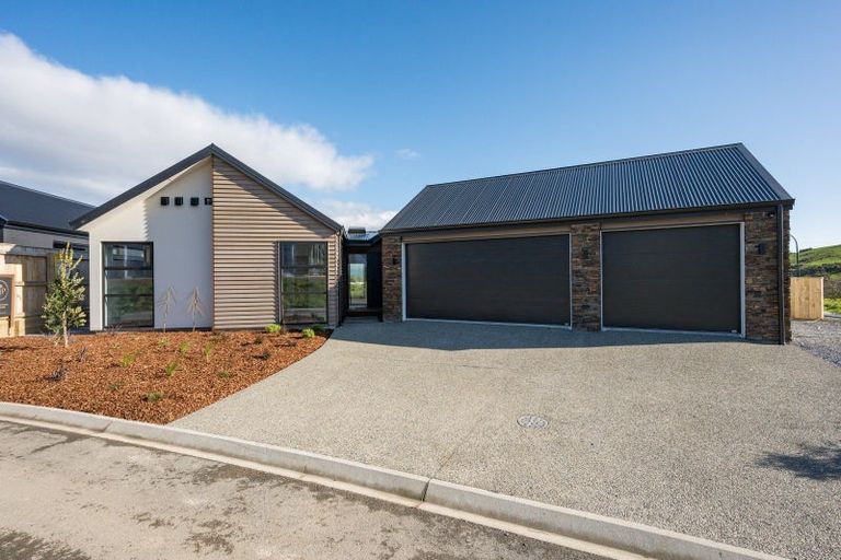 Photo of property in 7 Hill Tops Way, Stoke, Nelson, 7011