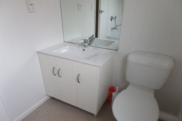 Photo of property in 4/73 Clare Road, St Albans, Christchurch, 8014